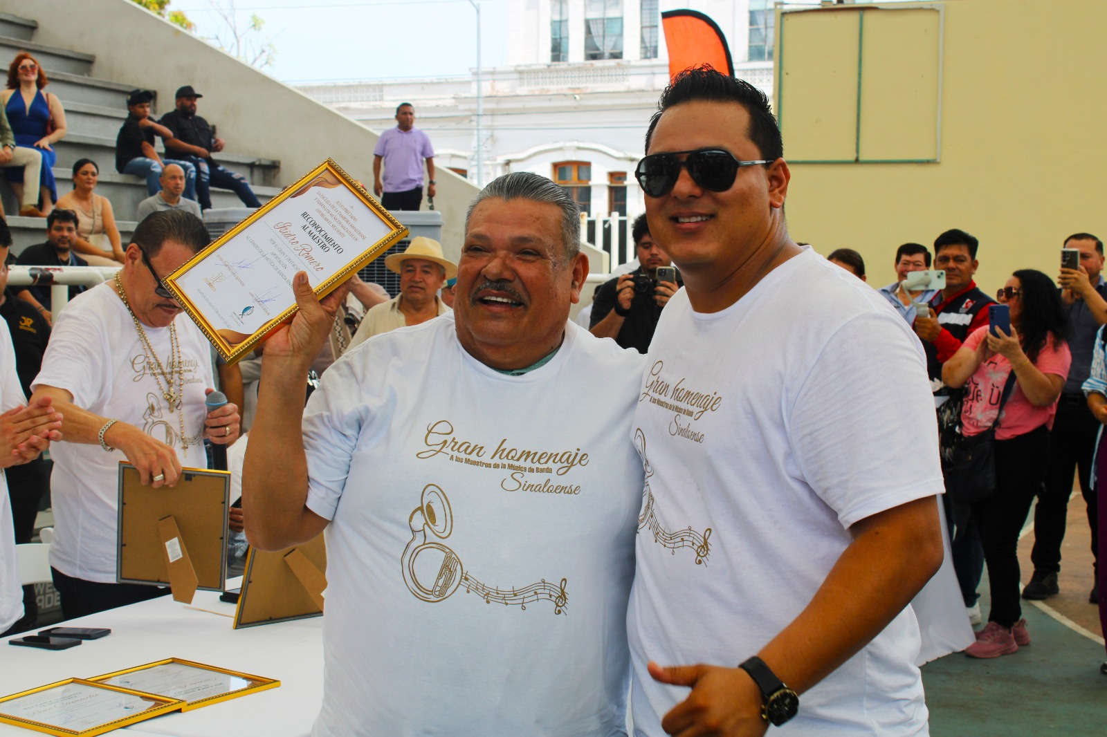 Homenaje a Julio Preciado