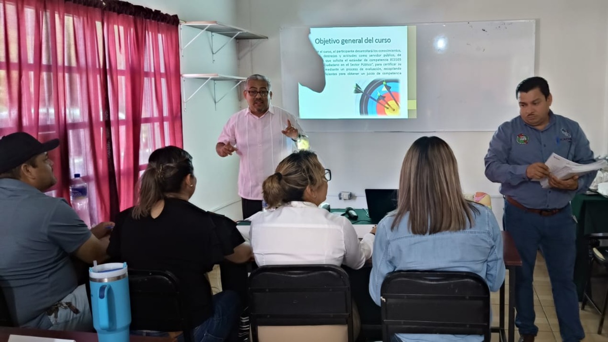 Icatsin realiza curso de atención al ciudadano para síndicos de Sinaloa municipio