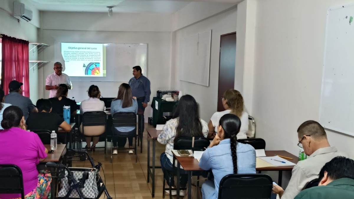 Icatsin realiza curso de atención al ciudadano para síndicos de Sinaloa municipio