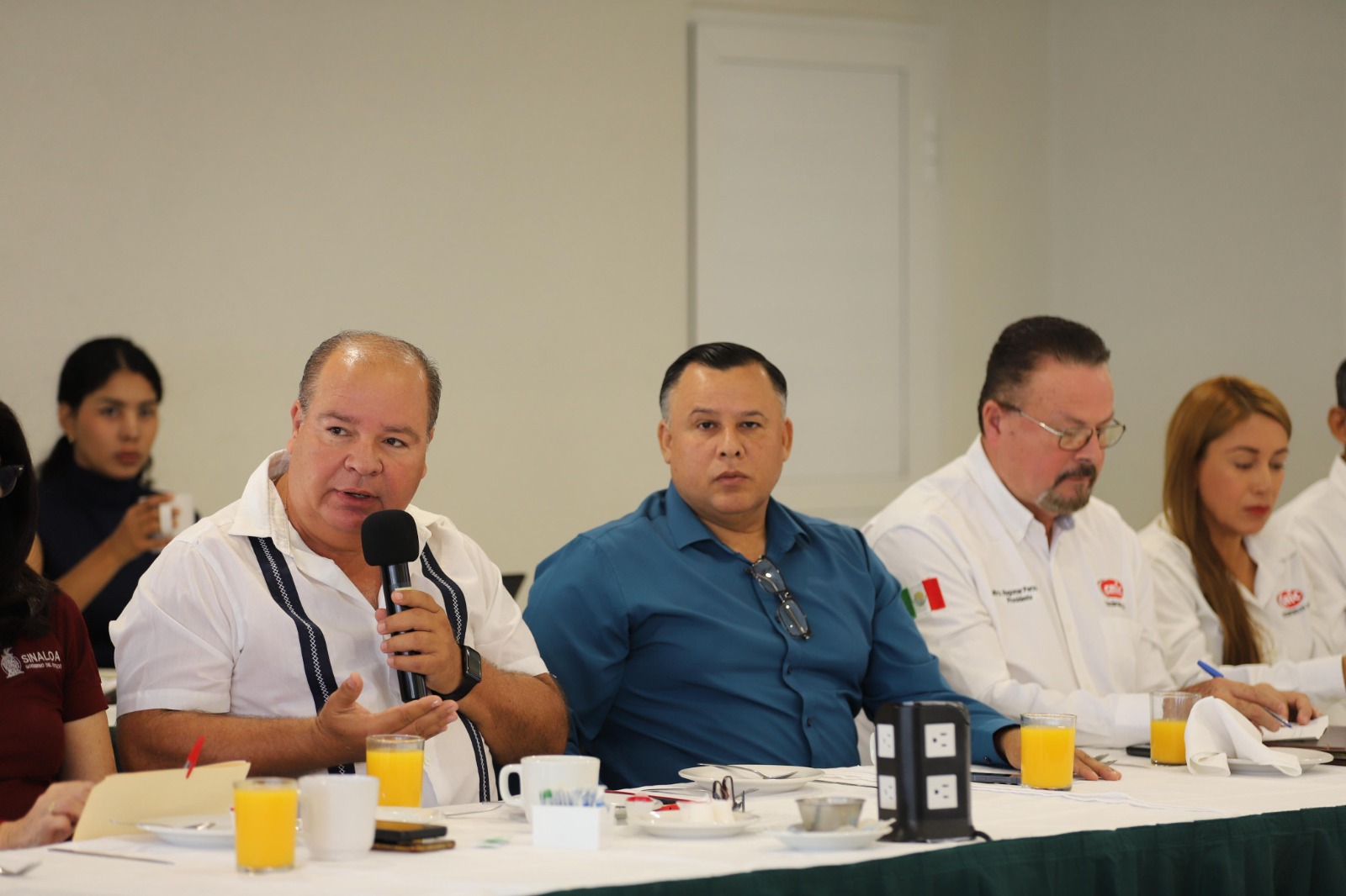 Icatsin sostiene reunión con cámaras empresariales del sur de Sinaloa