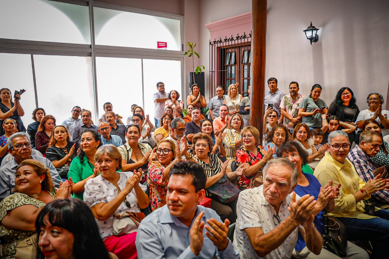 Tere Guerra inaugura oficina de gestión ciudadana