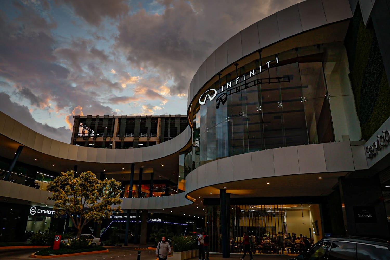 Inauguran la agencia Infiniti en Culiacán