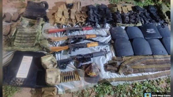 Ejercito Mexicano asegura arsenal y equipo táctico tras agresión en Elota