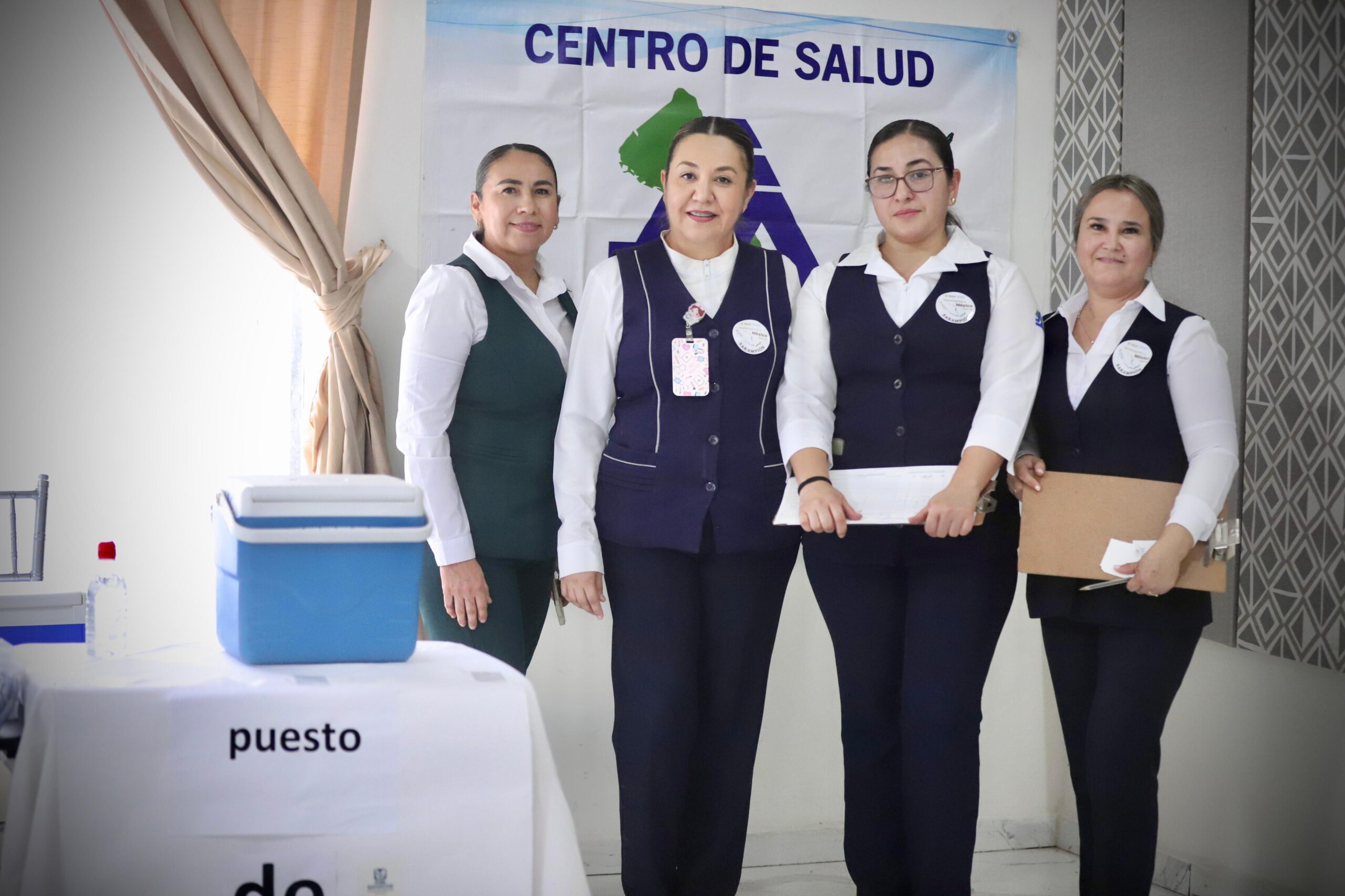 Jornada de vacunación en Adolfo Ruiz Cortines, Guasave