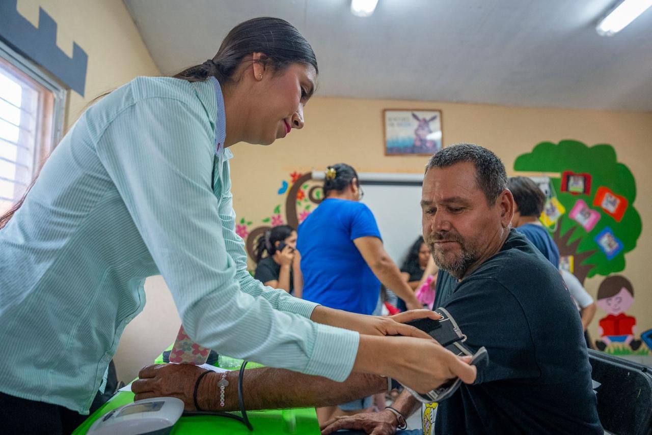 jornada de servicios de DIF Bienestar Culiacán a la comunidad de La Campana