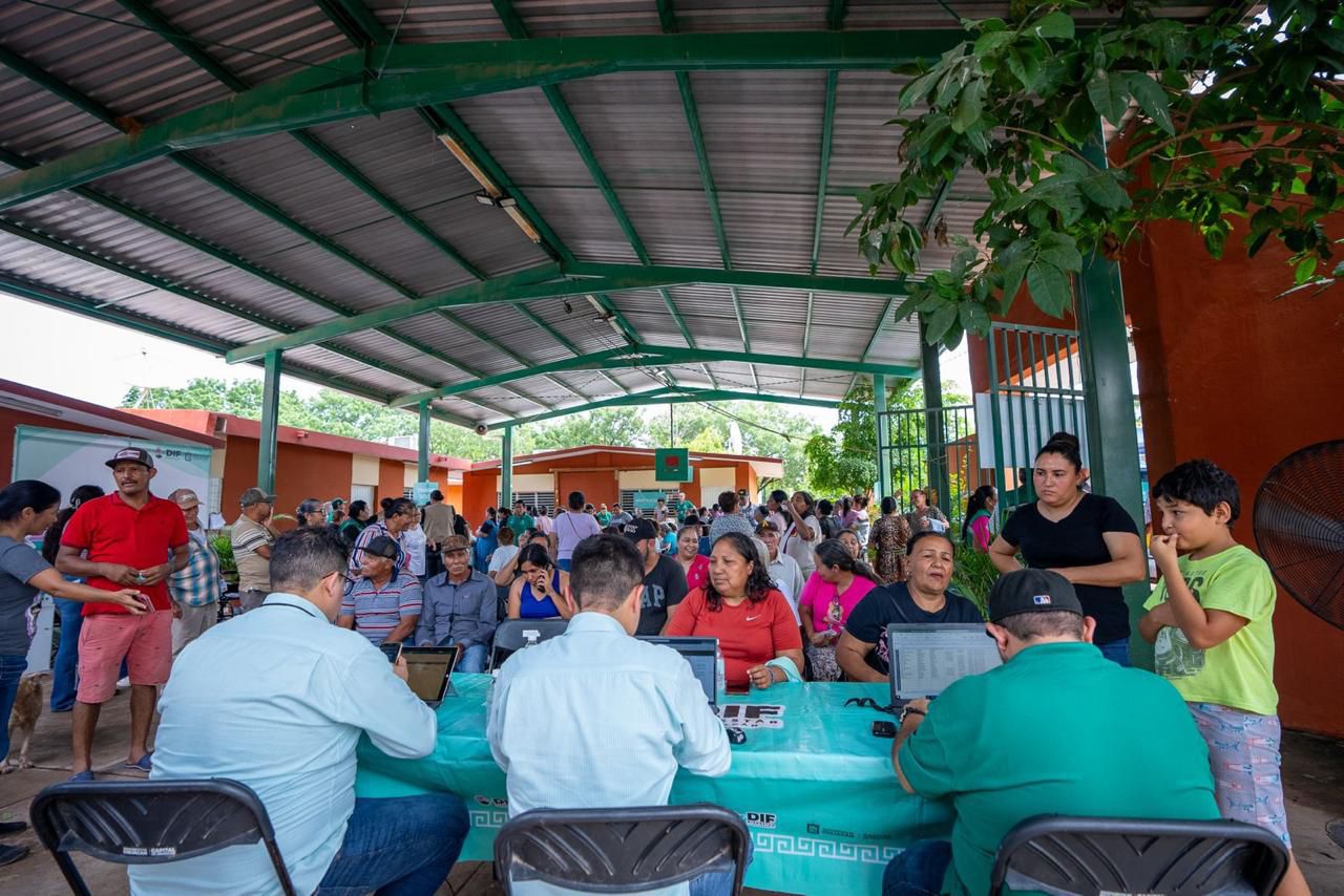 jornada de servicios de DIF Bienestar Culiacán a la comunidad de La Campana