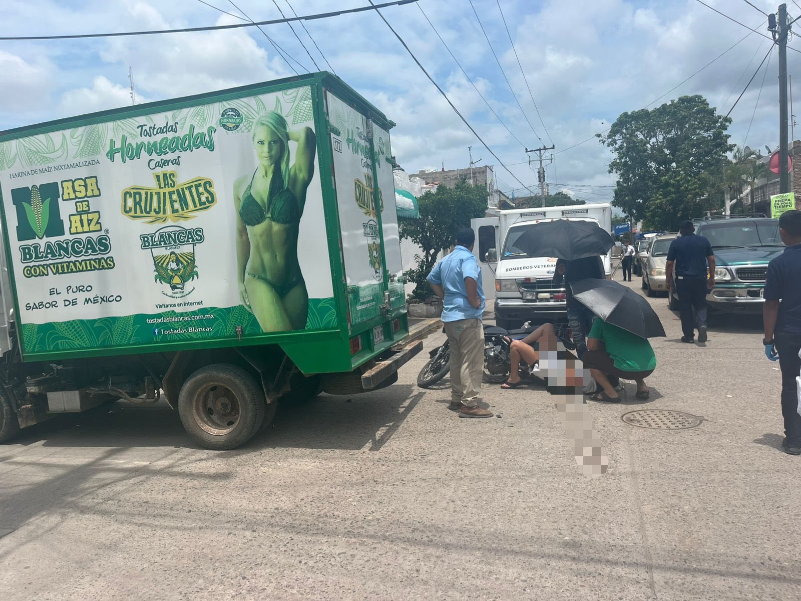 Joven resulta lesionada tras choque en Villa Unión