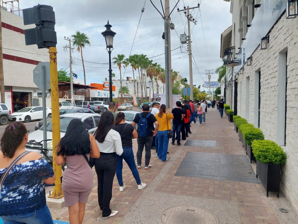 Feria del Empleo en Los Mochis