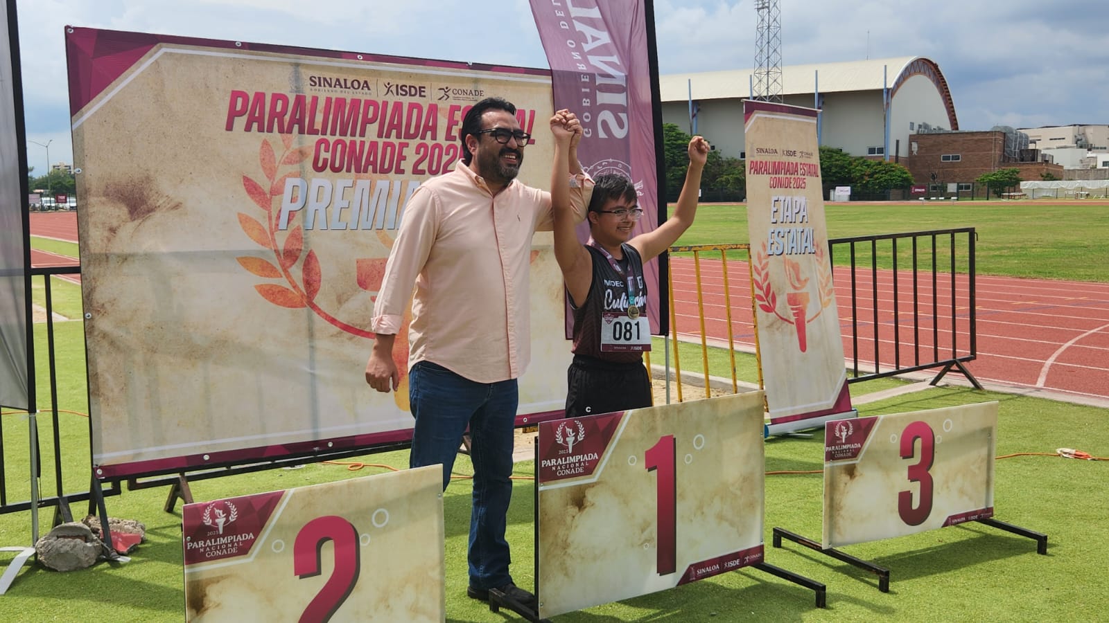 Juan de Dios Gámez Mendívil encabezó la ceremonia de premiación en la etapa Estatal de los Paranacionales Conade 2025.