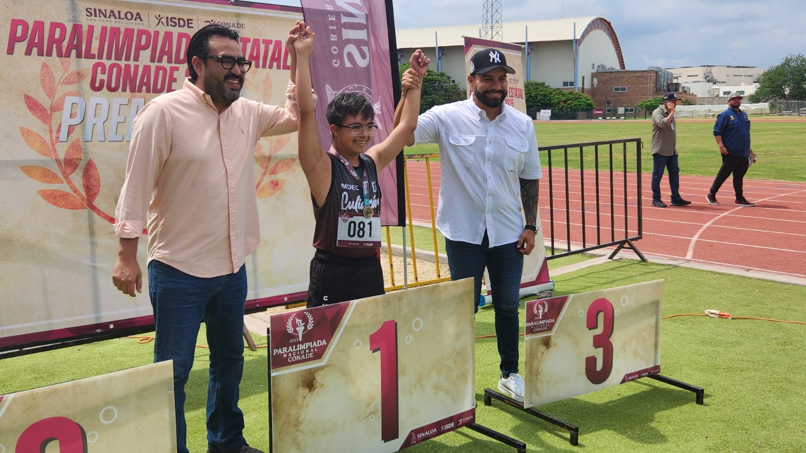 Juan de Dios Gámez Mendívil encabezó la ceremonia de premiación en la etapa Estatal de los Paranacionales Conade 2025.