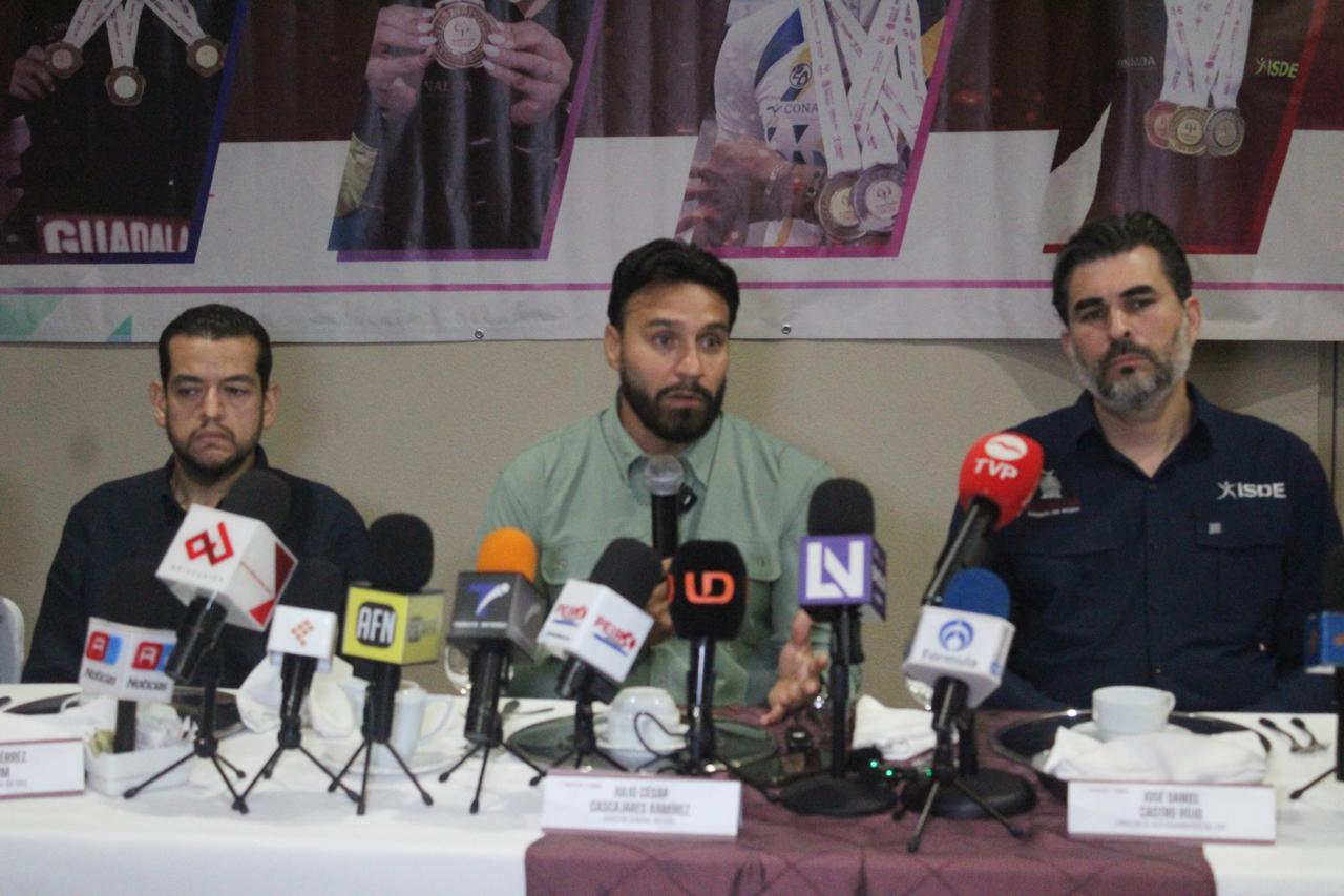 Julio César Cascajares en Rueda de Prensa