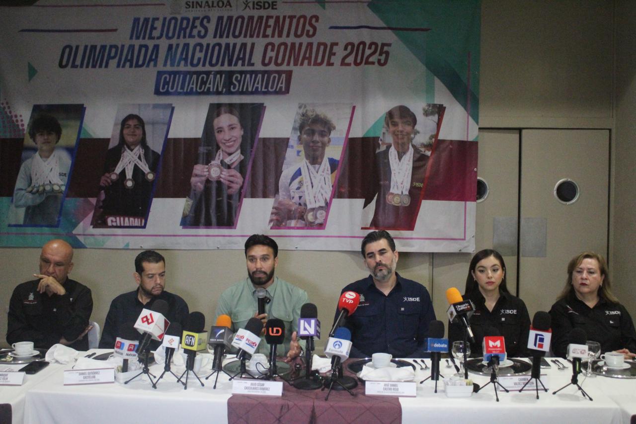 Julio César Cascajares en Rueda de Prensa