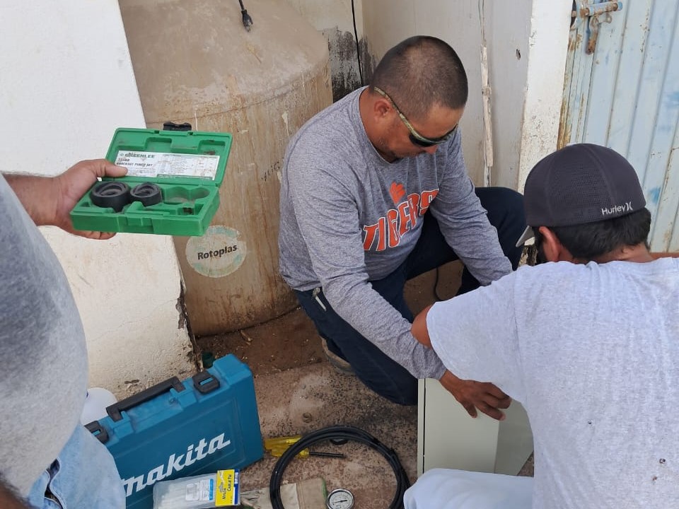 Restablecen suministro de agua en comunidades rurales de Mazatlán