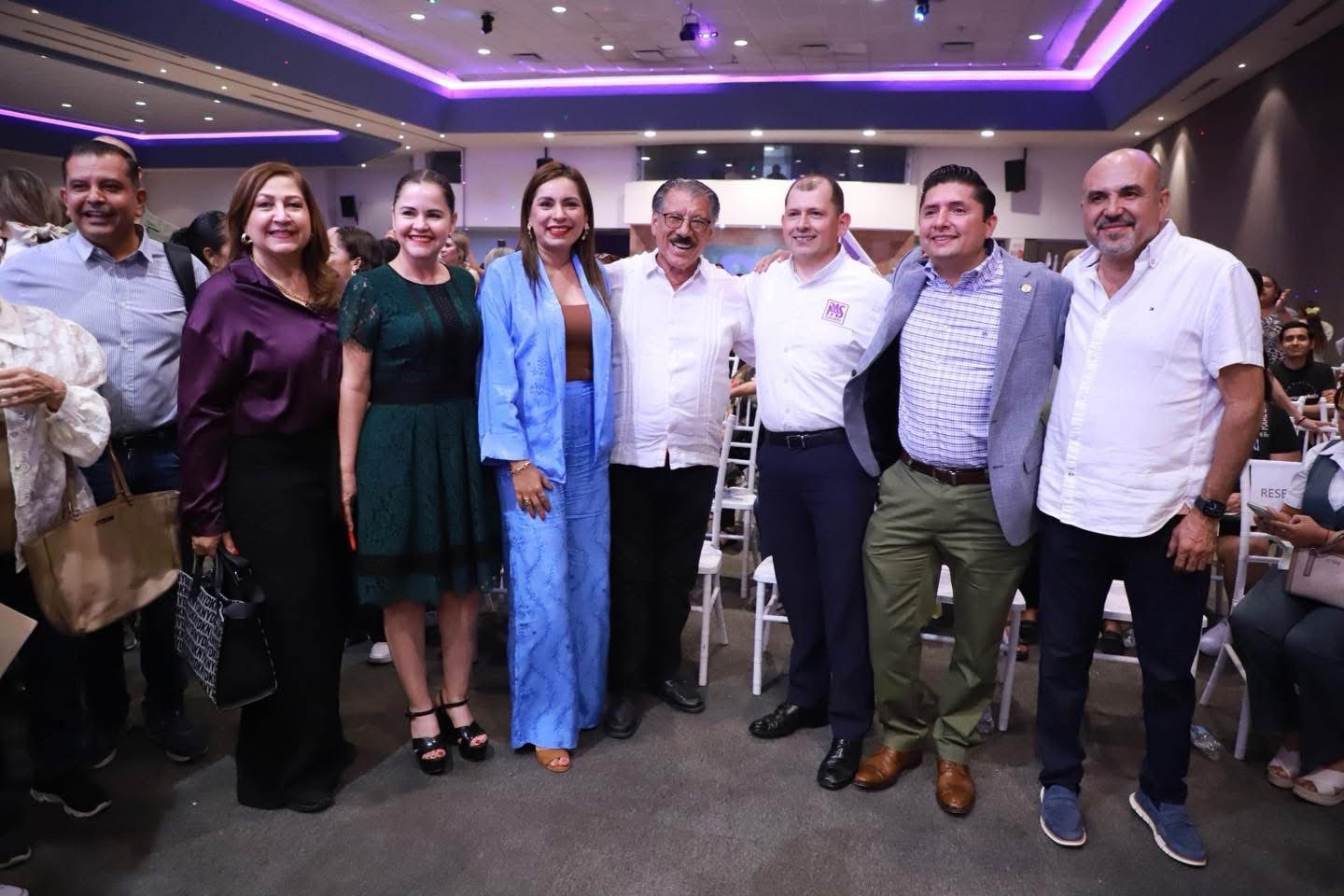 lideres de pri pan y pt en aniversario del pas reunidos