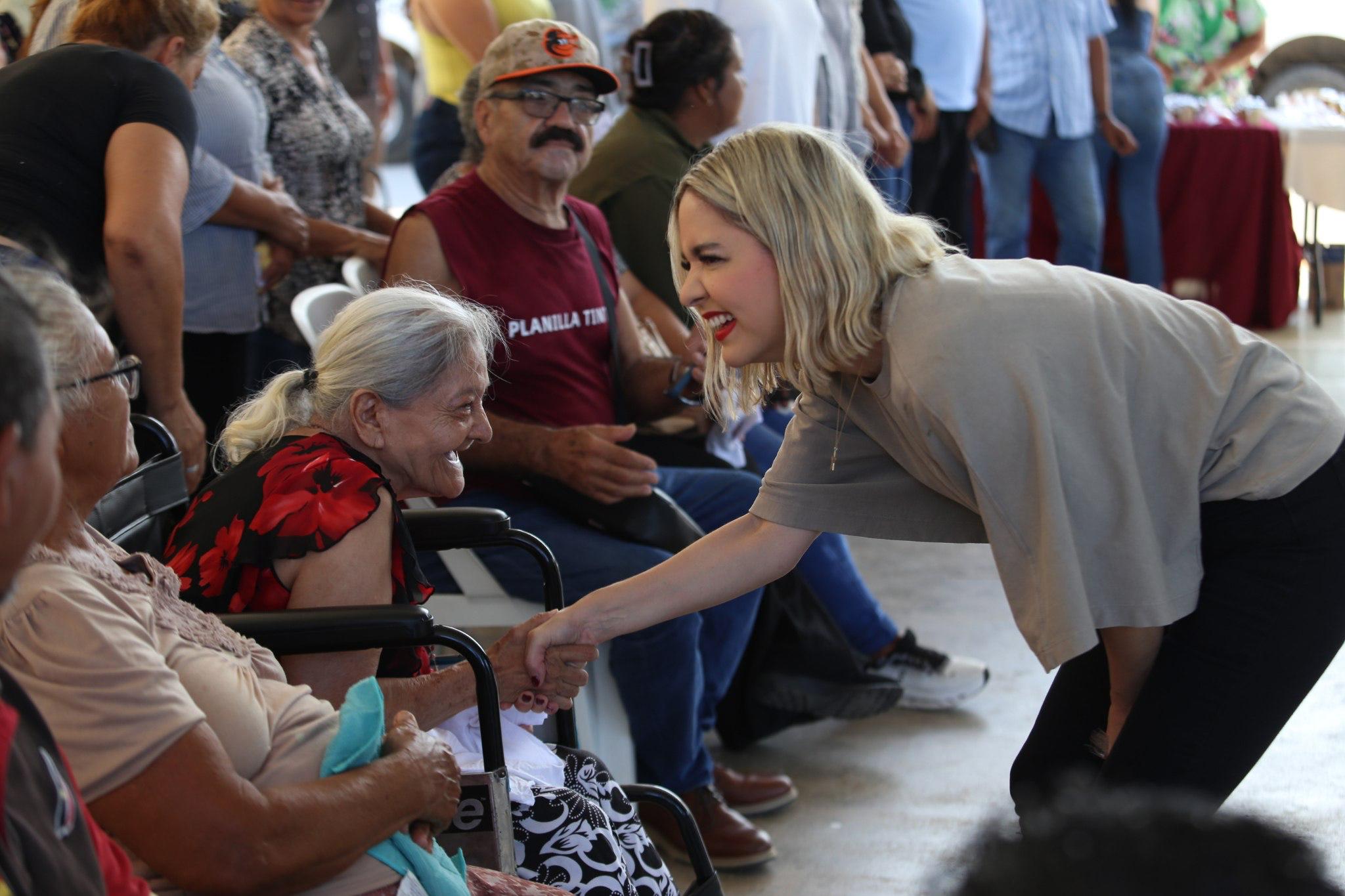 Llega a Los Zapotes el programa "Contigo Mazatlán"