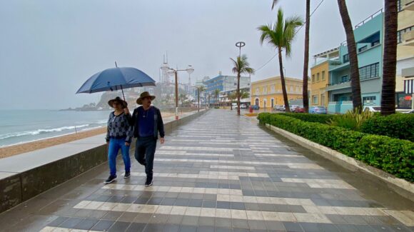 ¡Aliste el paraguas! Se esperan lluvias esta tarde noche en Mazatlán; PC emite recomendaciones