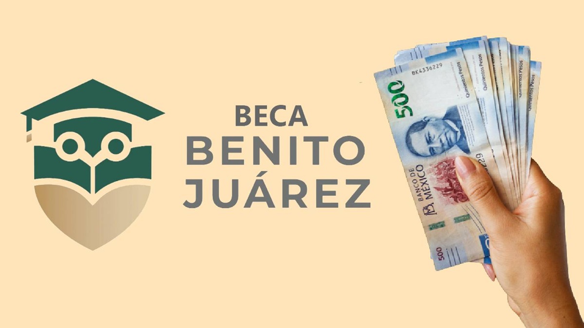 Logotipo de Becas Benito Juárez y billetes de 500 pesos