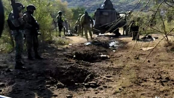 Tierra caliente: Sargento fallece por explosión de ‘narcomina’ terrestre, en Tepalcatepec