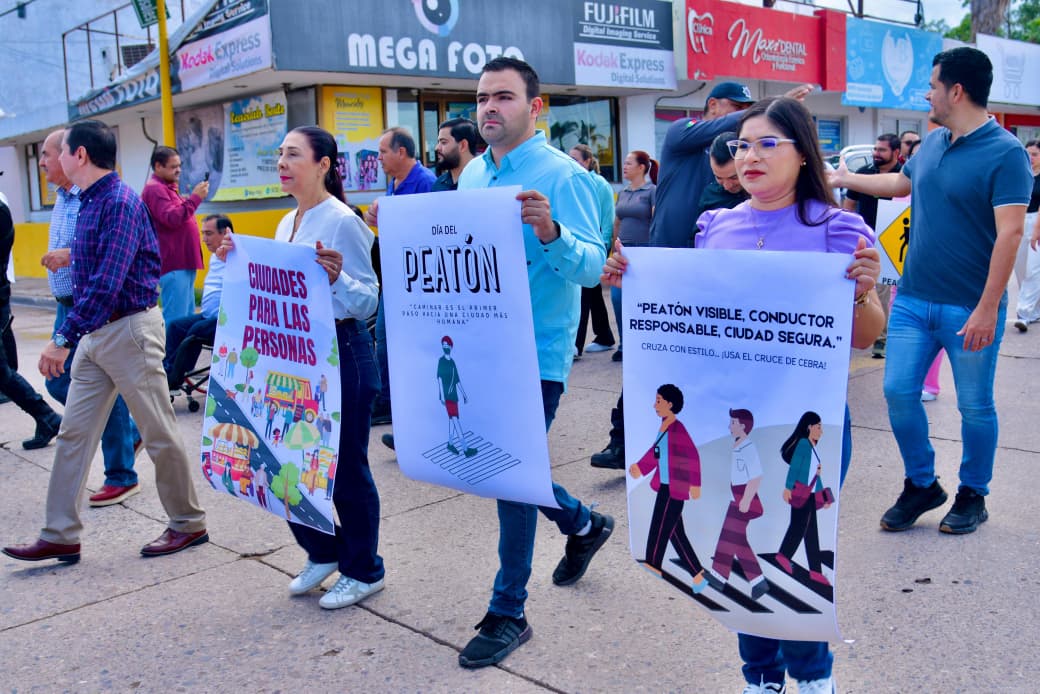 Marcha del Día Mundial del Peatón en Guamúchil