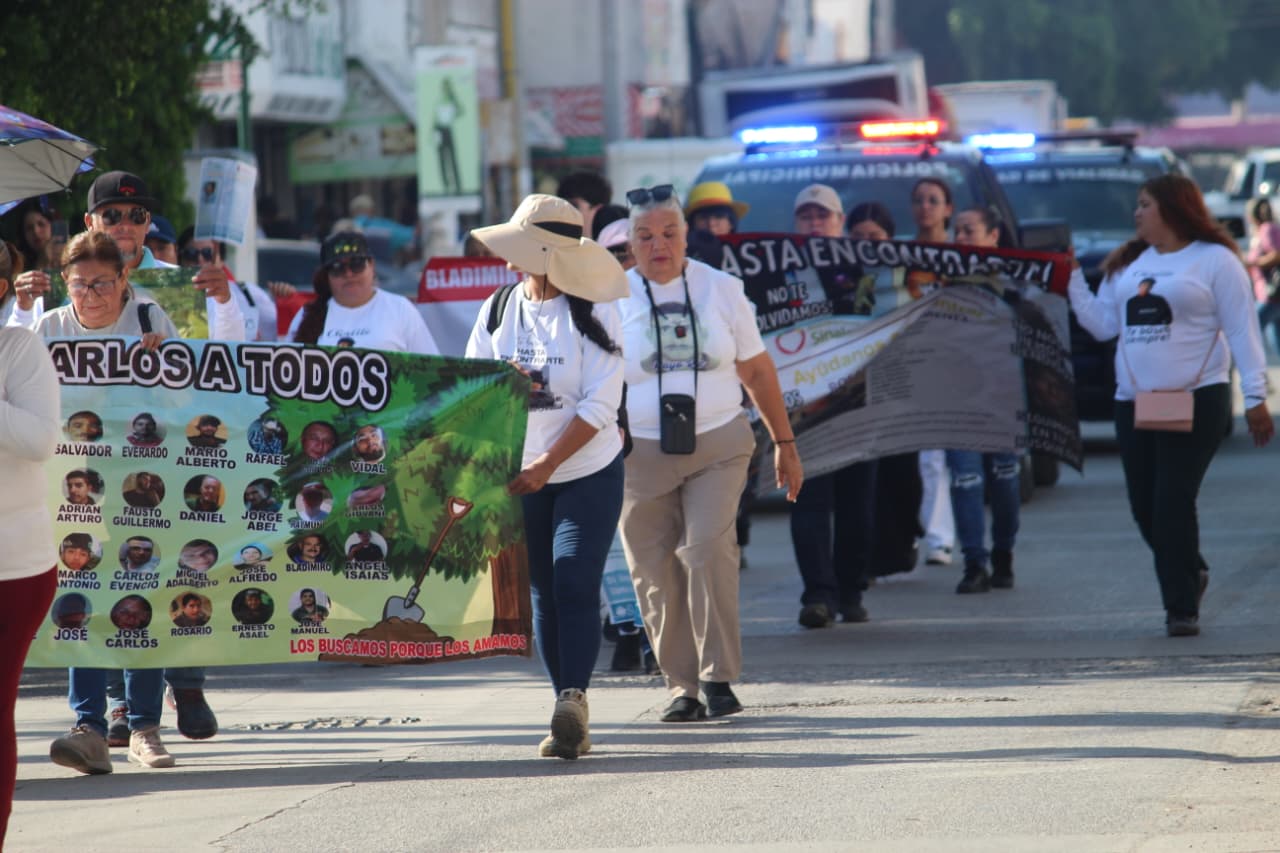marcha del Día Internacional de las Víctimas de Desaparición Forzada en Guasave