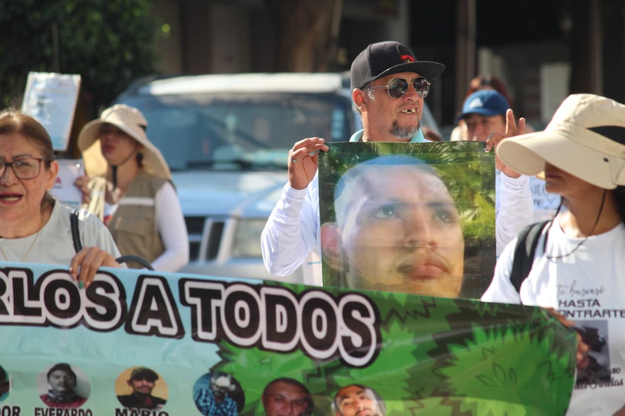 marcha del Día Internacional de las Víctimas de Desaparición Forzada en Guasave