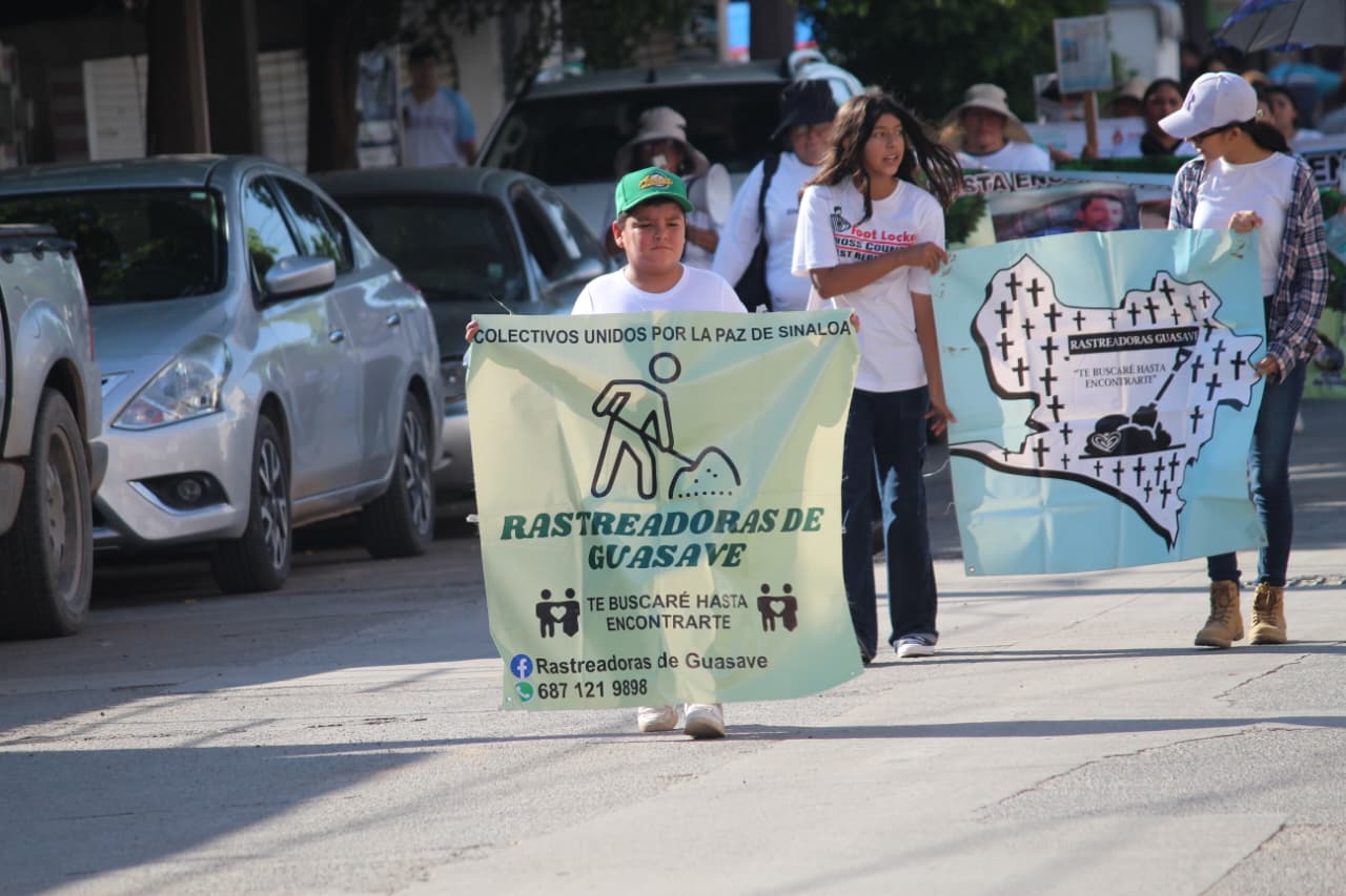 marcha del Día Internacional de las Víctimas de Desaparición Forzada en Guasave