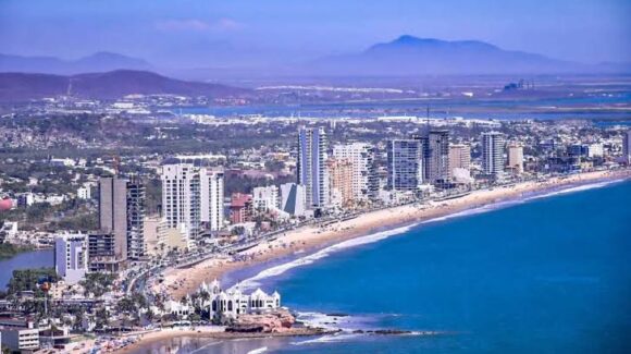 Se activa monitoreo ciclónico en Mazatlán por dos zonas de baja presión; se espera calor intenso y lluvias
