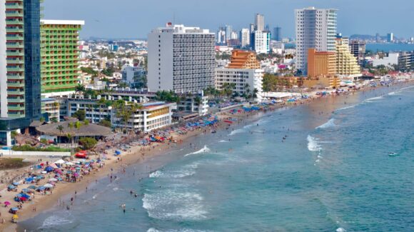 Positivo que Estados Unidos considere a Mazatlán y Ahome fuera de warning: Rocha Moya