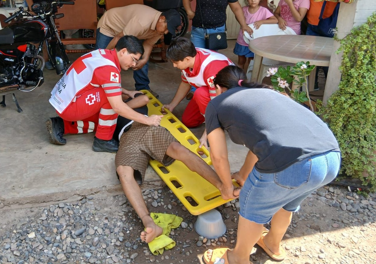 menor resulta lesionado tras caer de trilladora en Guasave