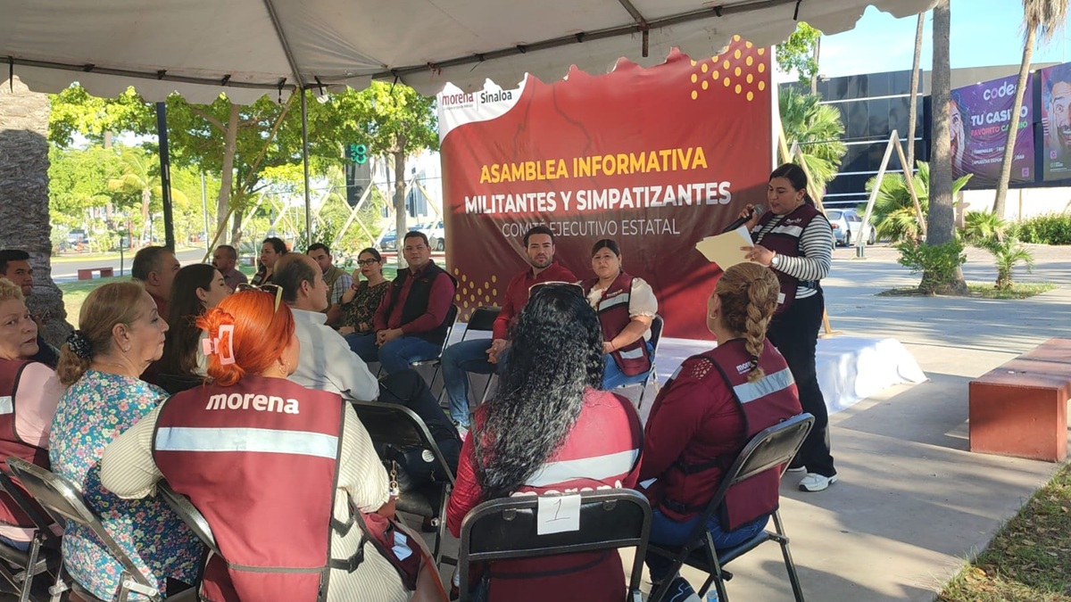 Militantes de Morena se reúnen en Ahome
