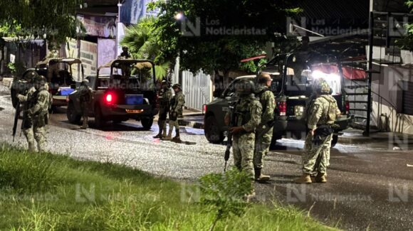 Un militar fallecido y un civil detenido deja agresión a balazos en la Huizaches, en Culiacán