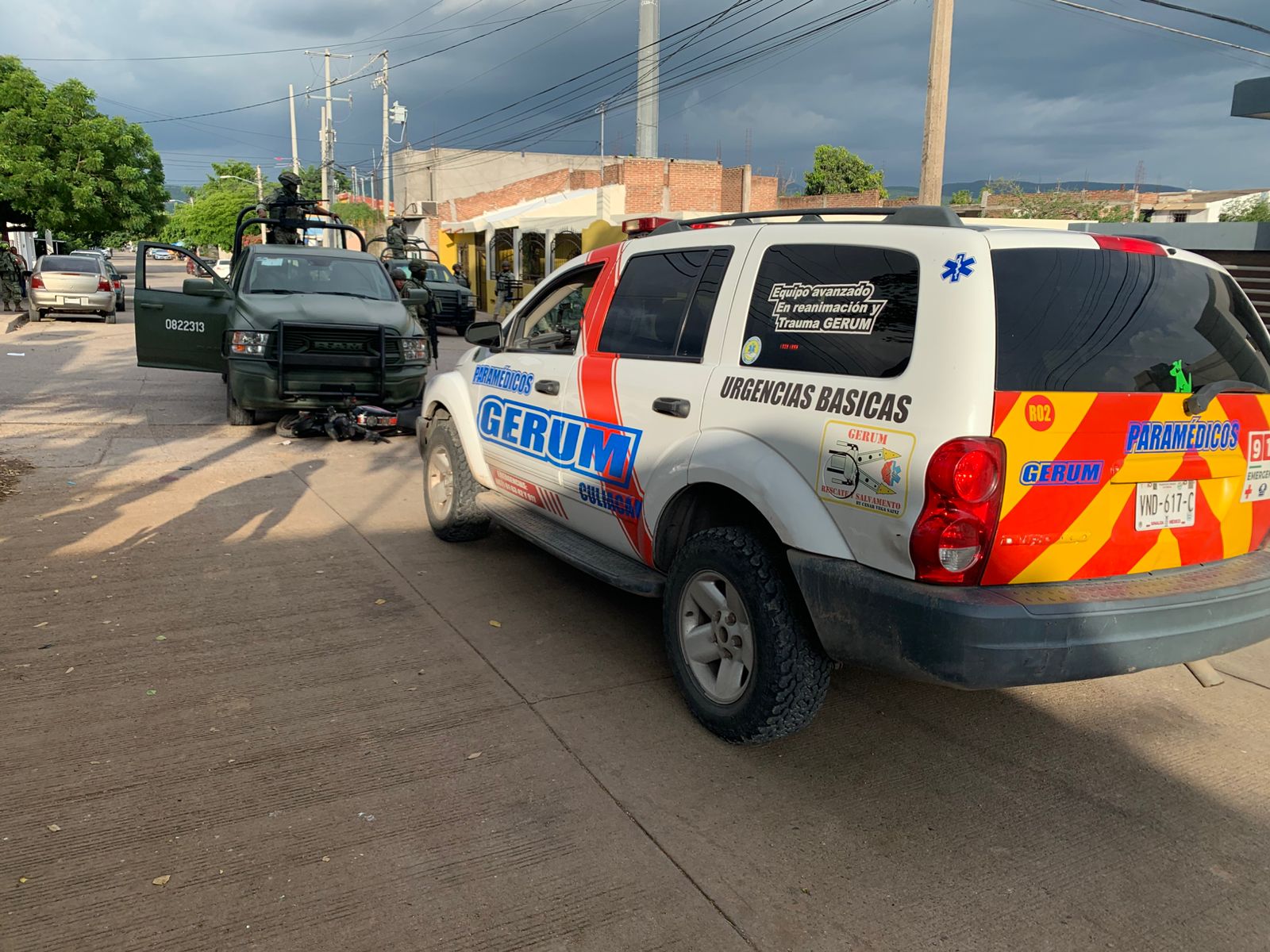 Militares arrollan a motociclista en Culiacán