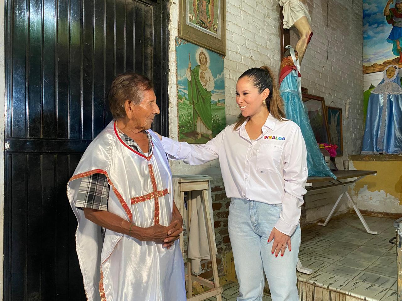 Mireya Sosa Osuna visita San Miguel Zapotitlán