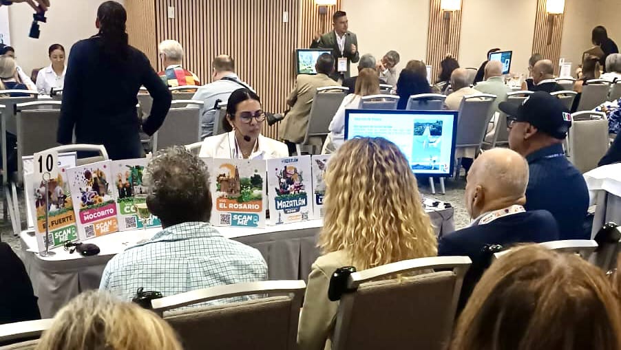 Mireya Sosa Osuna encabezó en gira de trabajo en Toronto
