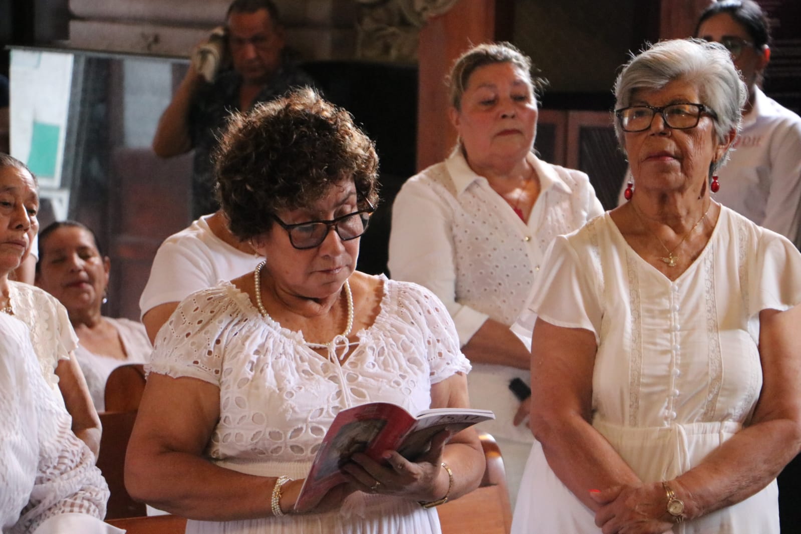 Adultos mayores celebran el Día de los Abuelos con misa en la Catedral de Mazatlán