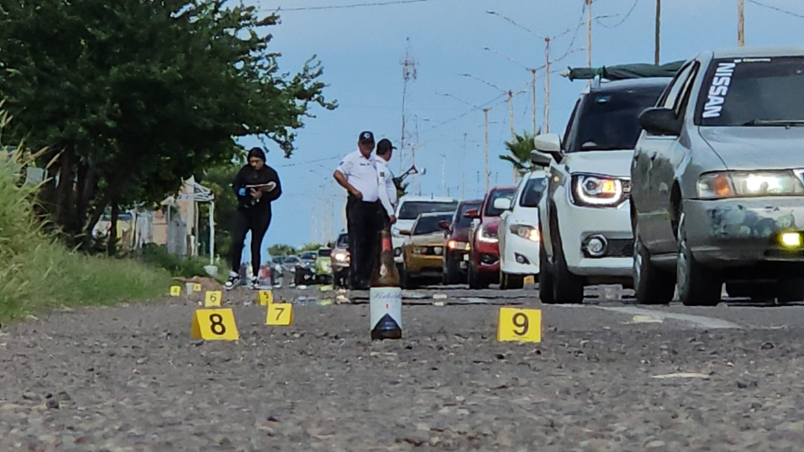 Casquillos percutidos quedaron sobre la carretera Navolato-Altata
