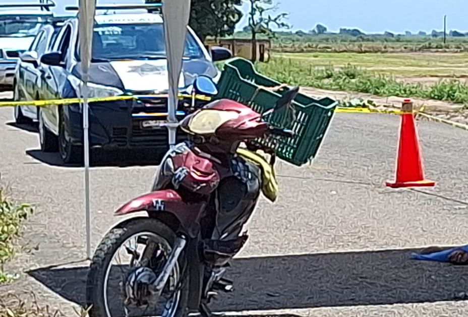Muere motociclista tras choque en Navolato