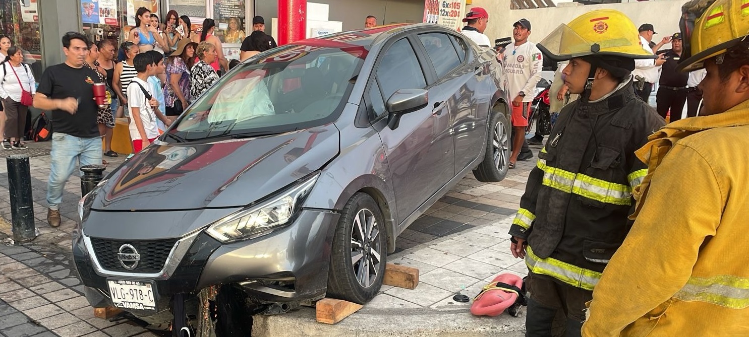 Mujer resulta herida tras ser atropellada en Mazatlán