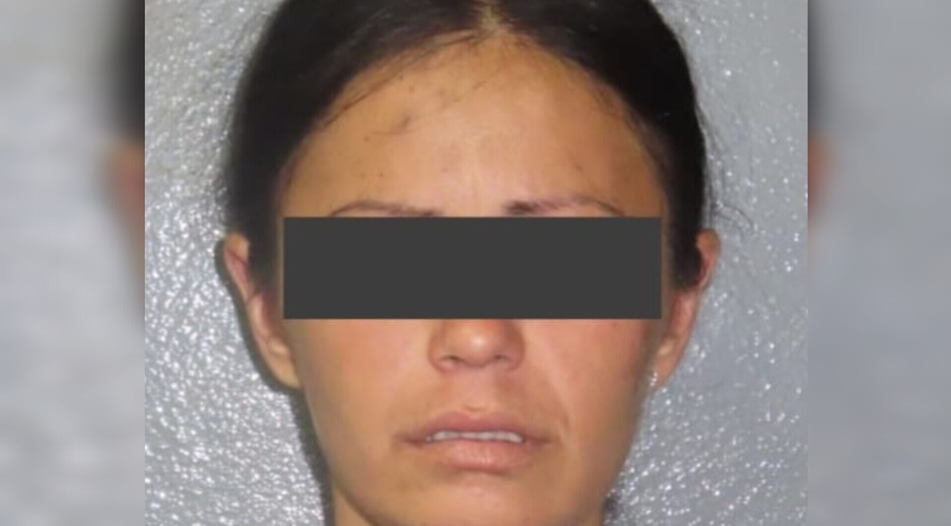 Mujer detenida en Mazatlán