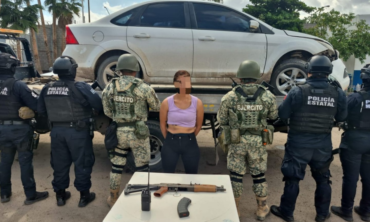 Una mujer fue detenida por autoridades de los tres niveles en Navolato