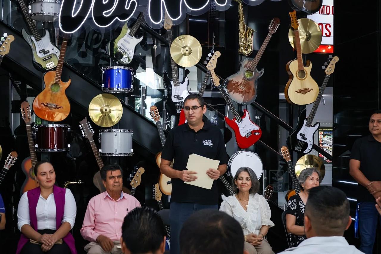 Marcos Montoya, director del Museo de Los Tigres del Norte