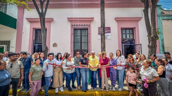 “Era una deuda pendiente”: Tere Guerra acerca servicios gratuitos a la gente