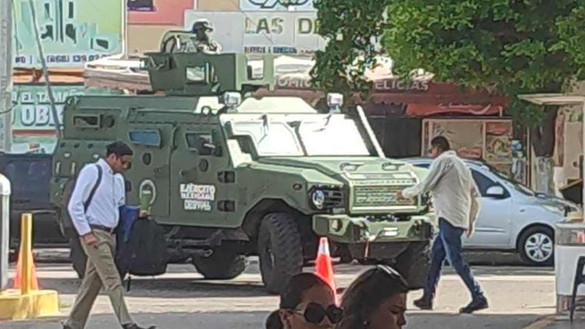 Ejército patrulla las calles de Los Mochis