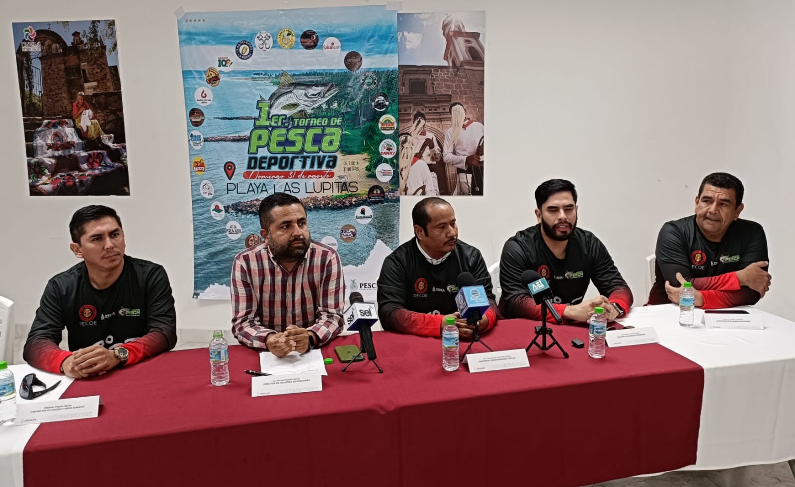 organizadores del evento en rueda de prensa (