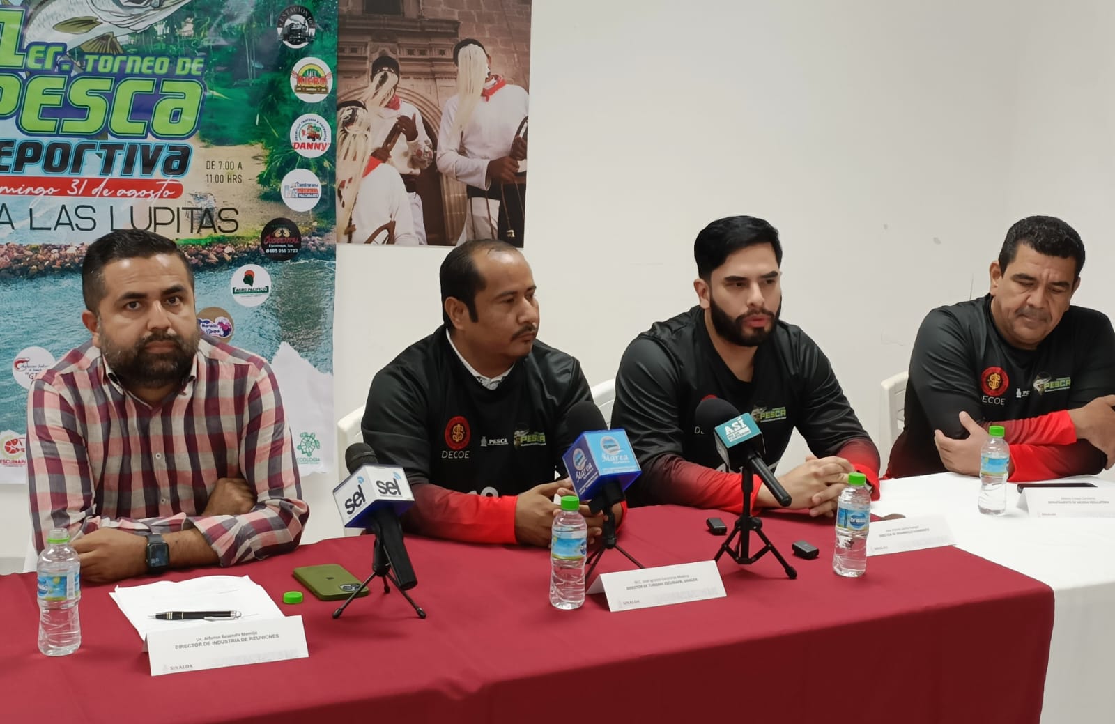 organizadores del evento en rueda de prensa (