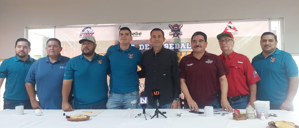 organizadores presentan la nueva liga anibal leyva alvarez