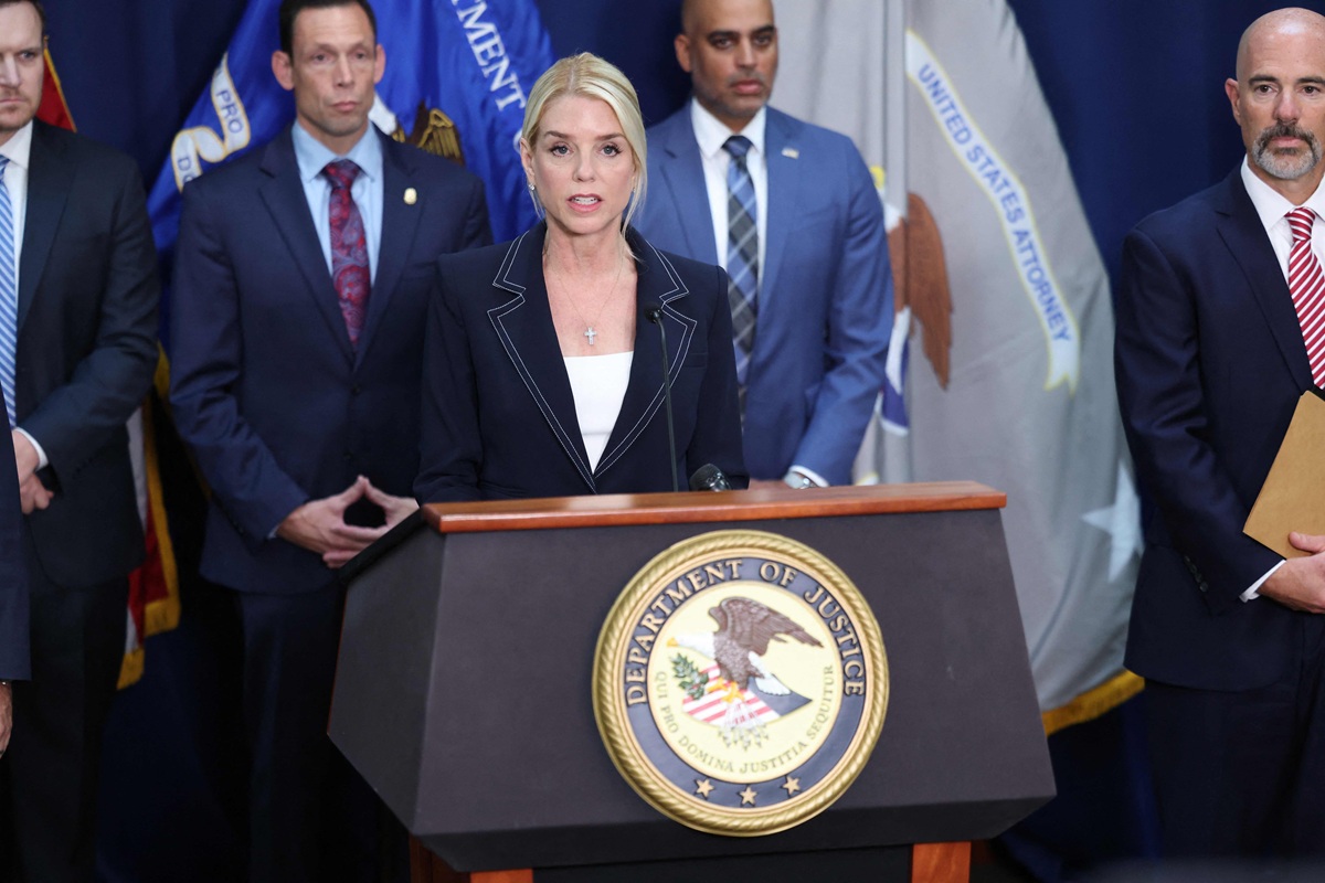 Pam Bondi, fiscal general de Estados Unidos
