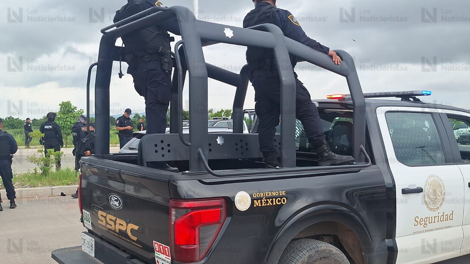 Aseguran una camioneta tras balacer al norte de Culiacán