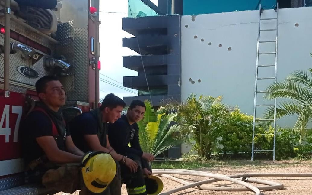 Casa incendiada en Culiacán