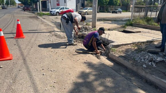 Más del 50% de las losas de bocas de tormenta en Guasave están dañadas; avanza rehabilitación